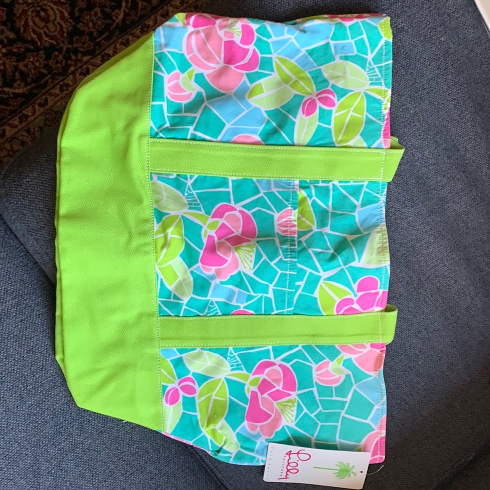 NWT Lilly Pulitzer Tote Bag Club Collection